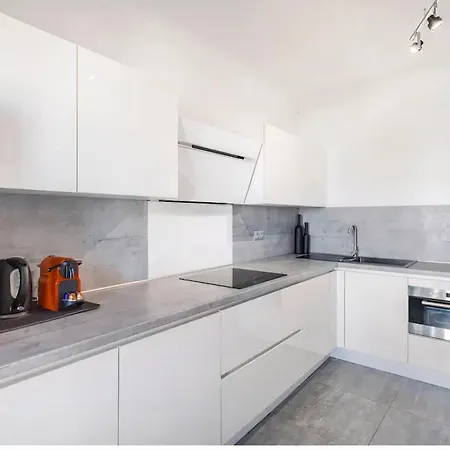 Апартаменты Stay-cannes 2 Bedroom & Congress *